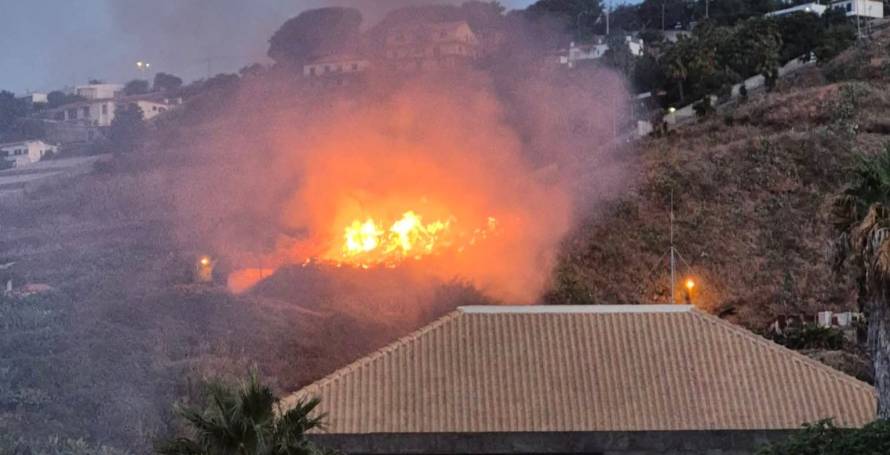 Dois incêndios ativos; no Funchal e na Ponta do Sol