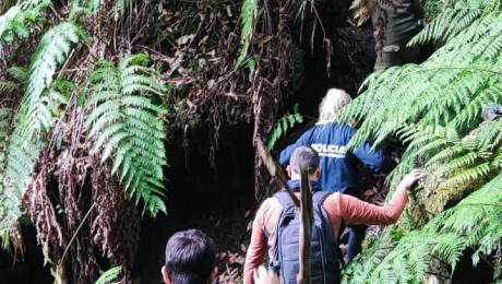 Casal de turistas perde-se e pernoita na serra