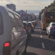Três feridos, dois deles encarcerados, no acidente entre três carros no Funchal