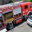 Carro incendeia-se