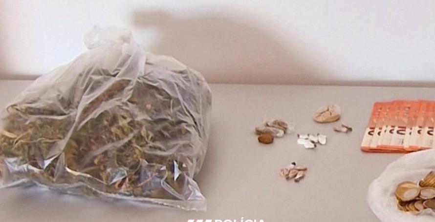 PSP detém homem, identifica outros dois e apreende mais de 465 doses de droga