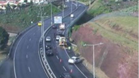 Há novas informações do acidente que fechou a via rápida