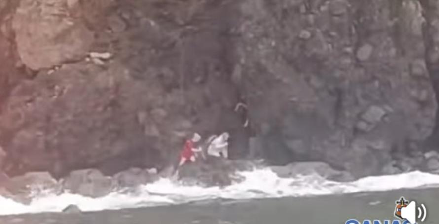 Casal de estrangeiros arrisca passar numa zona perigosa onde podiam ficar isolados