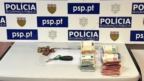 Homem rouba por esticão 1600 euros, tenta fugir à polícia mas é apanhado