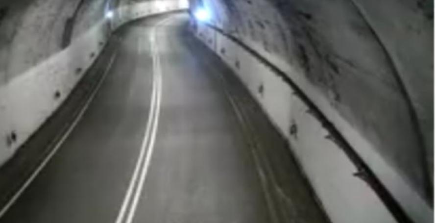 Choque em cadeia entre cinco carros na via expresso