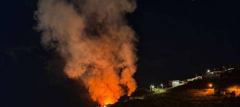 Foguete de arraial provocou incêndio desta noite no Garachico