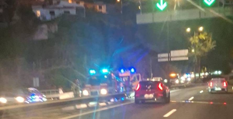 Motociclista ferido com gravidade num acidente na via rápida