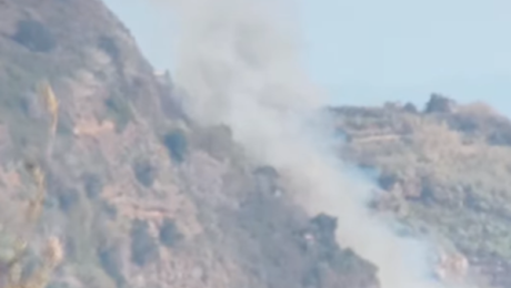Incêndio ativo na Madalena do Mar