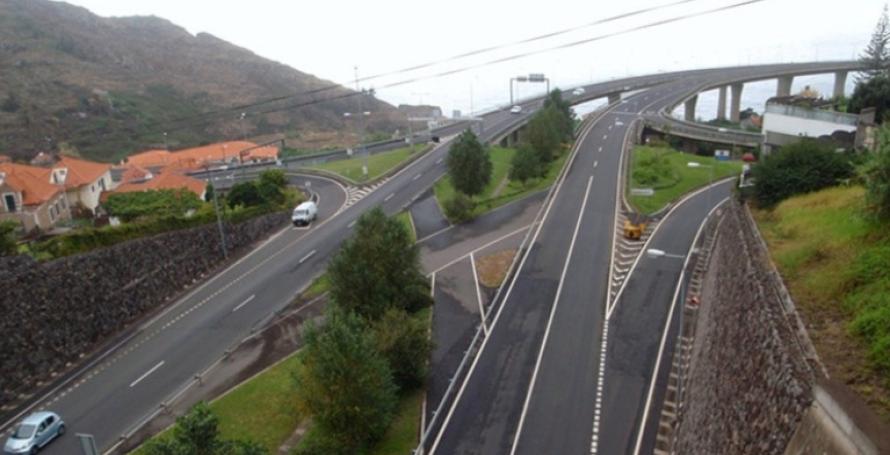 Despiste de mota na via rápida