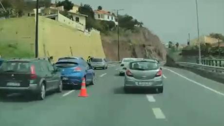Choque em cadeia na via rápida (Com vídeo)