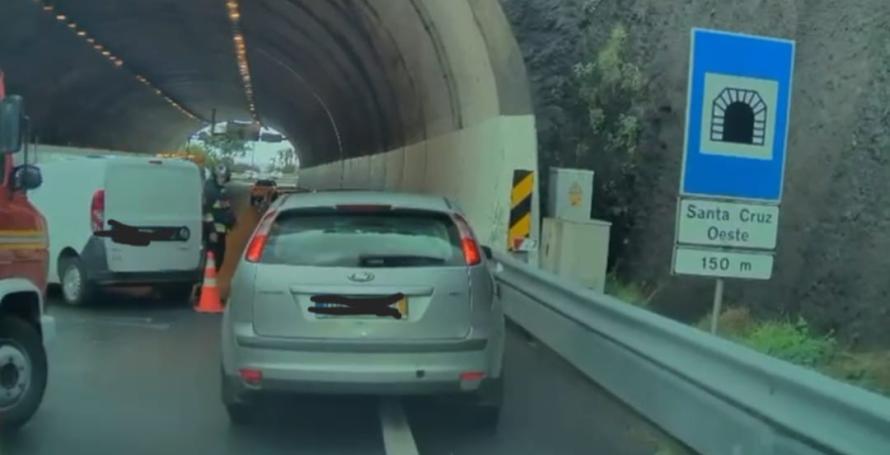 Mulher ferida num despiste na via rápida