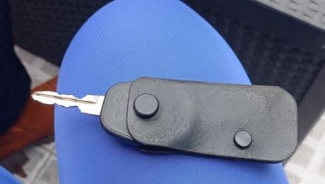 Chave de viatura encontrada no Caniço