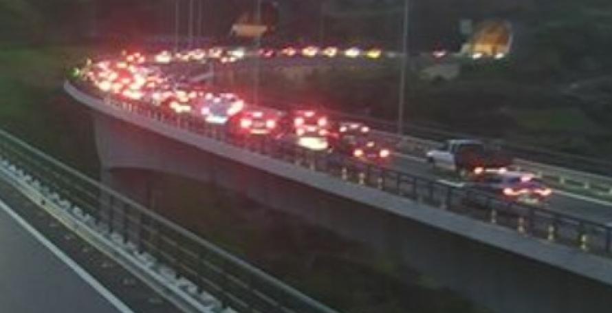 Acidente na via rápida