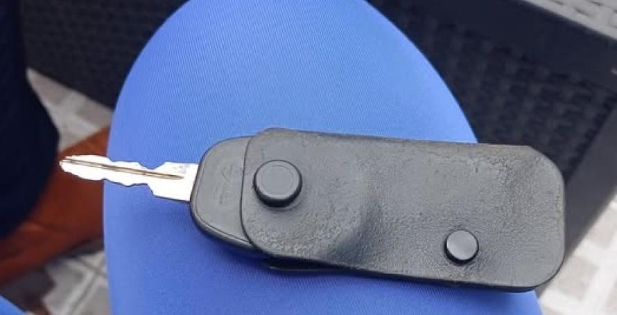 Chave de viatura encontrada no Caniço