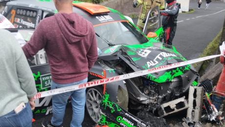 Piloto e co-piloto feridos num despiste no Rali de São Vicente
