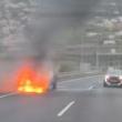 Carro em chamas na via rápida