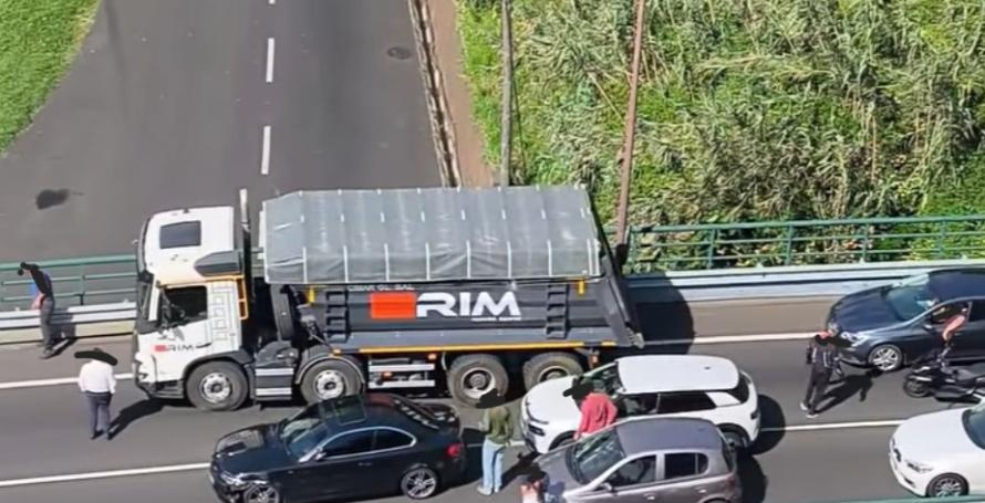 Acidente na via rápida