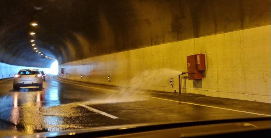 Túnel dos Viveiros alagado