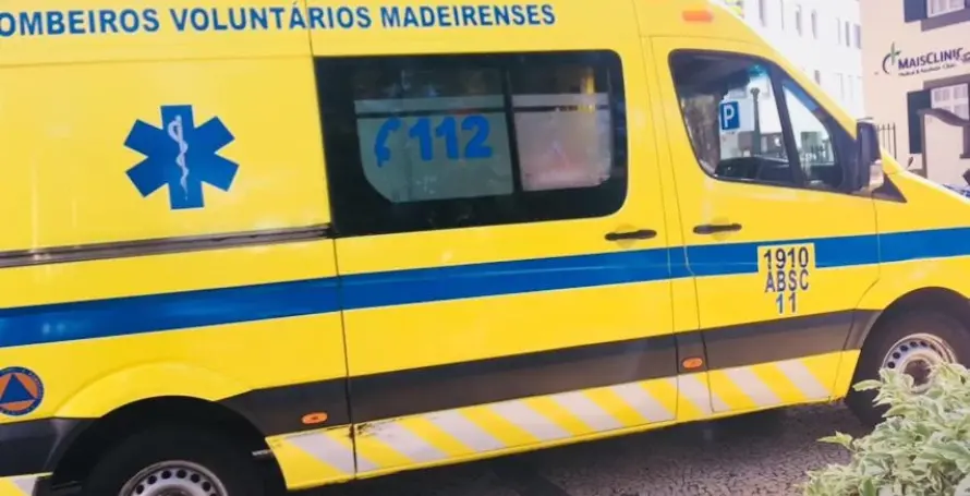 Jovem motociclista ferido num despiste