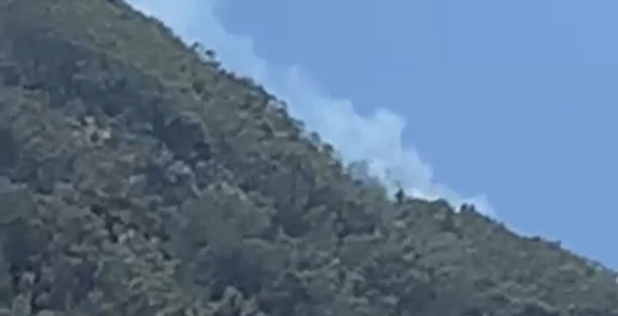 Reacendimento em Machico mobiliza 11 bombeiros e helicóptero
