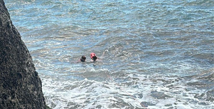 Mais um homem resgatado em dificuldades no mar