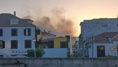 Reacendimento no prédio na Zona Velha
