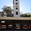 Carro incendeia-se numa rotunda