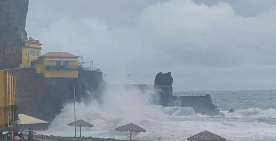 Há novas informações do turista que foi levado por onda e morreu