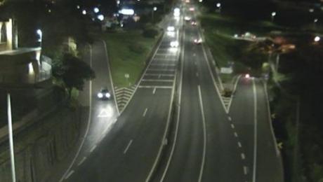 Mulher ferida num acidente à saída da via rápida