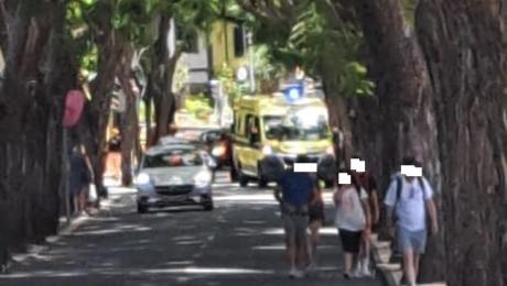 Quatro feridos em três acidentes entre motas e carros