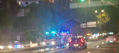 Motociclista ferido com gravidade num acidente na via rápida