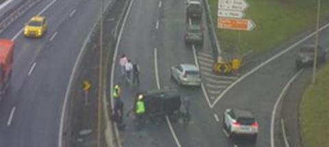 Capotamento na via rápida