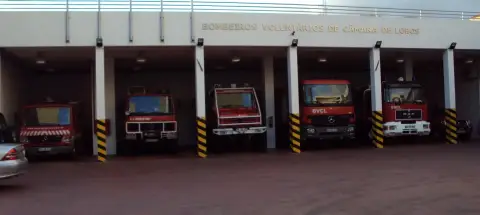 Carrinha incendeia-se