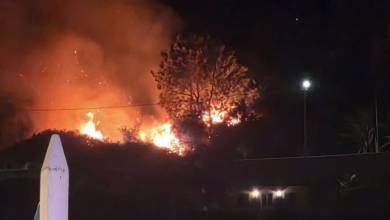 Incêndio descontrolado com duas frentes ativas em Câmara de Lobos