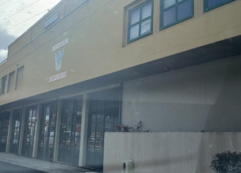 Fumo numa casa em construção esta madrugada